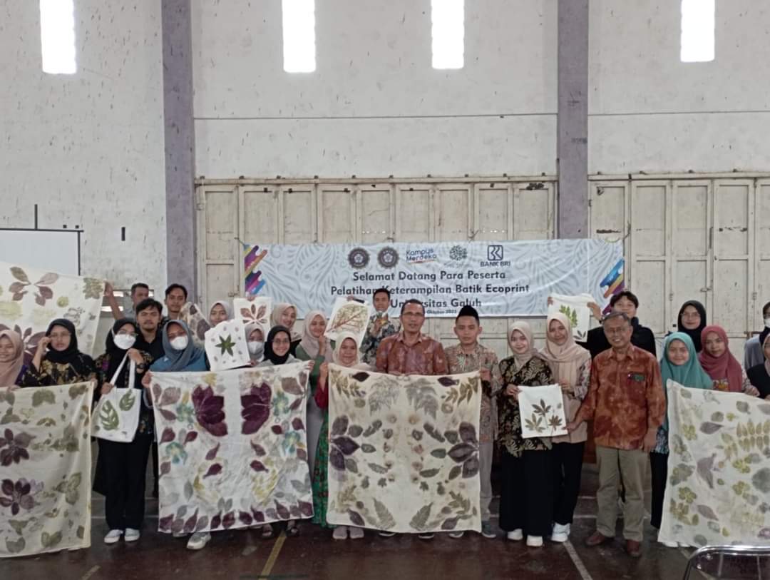 Pelatihan Batik Eco Print